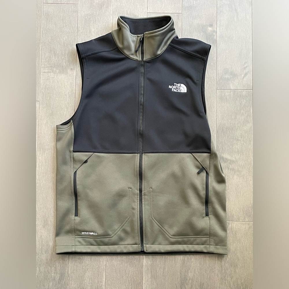 North Face men’s vest